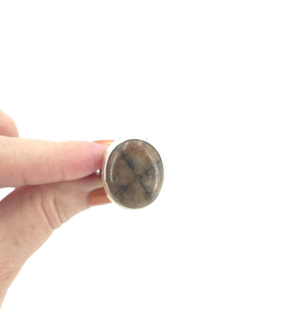 Bague en chiastolite