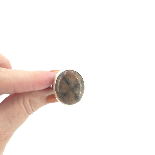 Bague en chiastolite