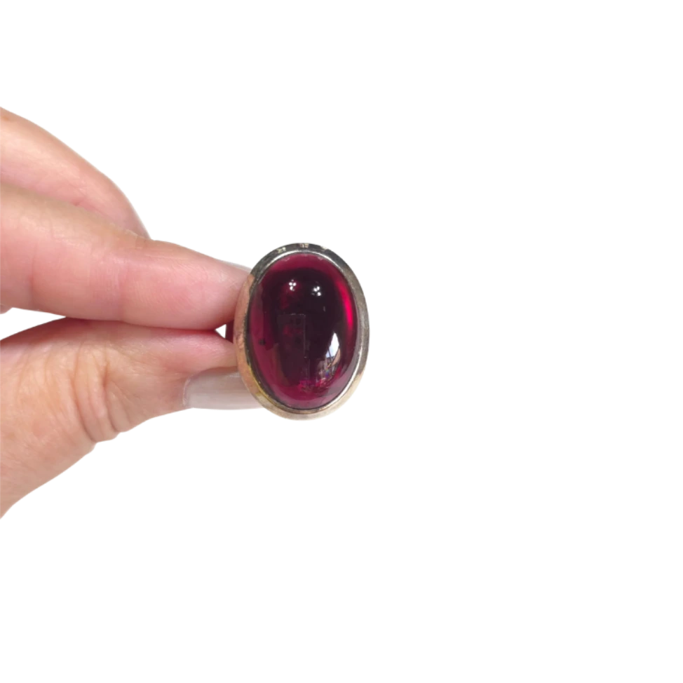 Bague en grenat