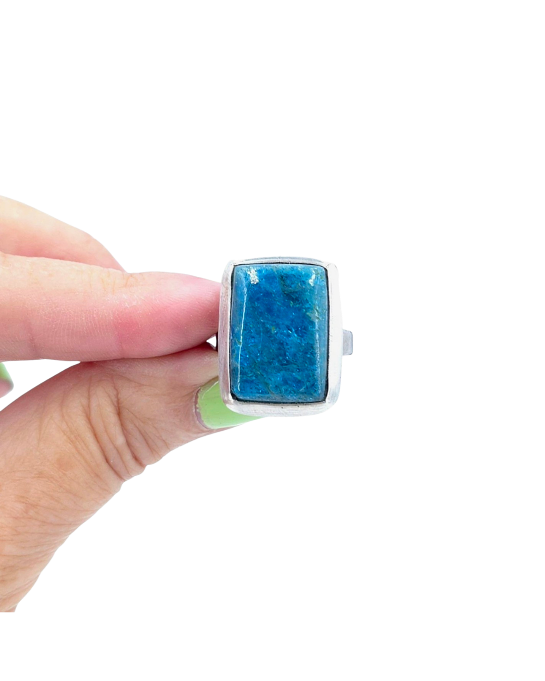 Bague en apatite
